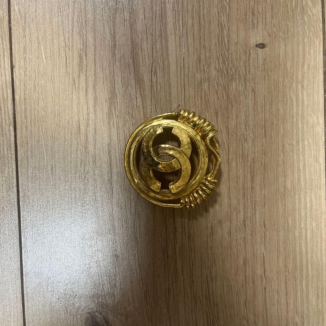 シャネル　ヴィンテージのココマークブローチ