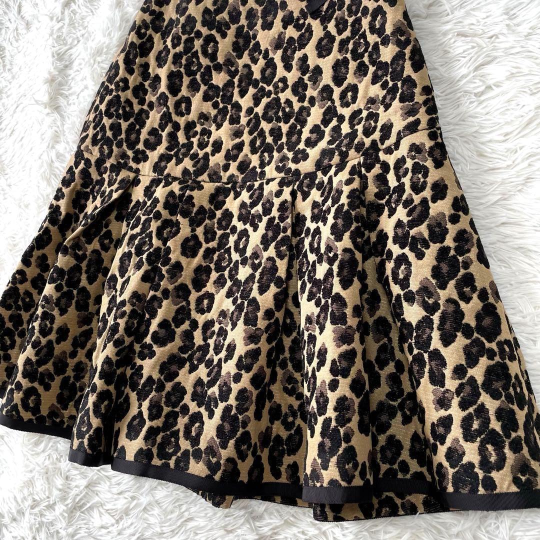 ✨エムズグレイシー✨【M】タグ付未使用品✨切り替えタックスカート✨レオパ　ヒョウ
