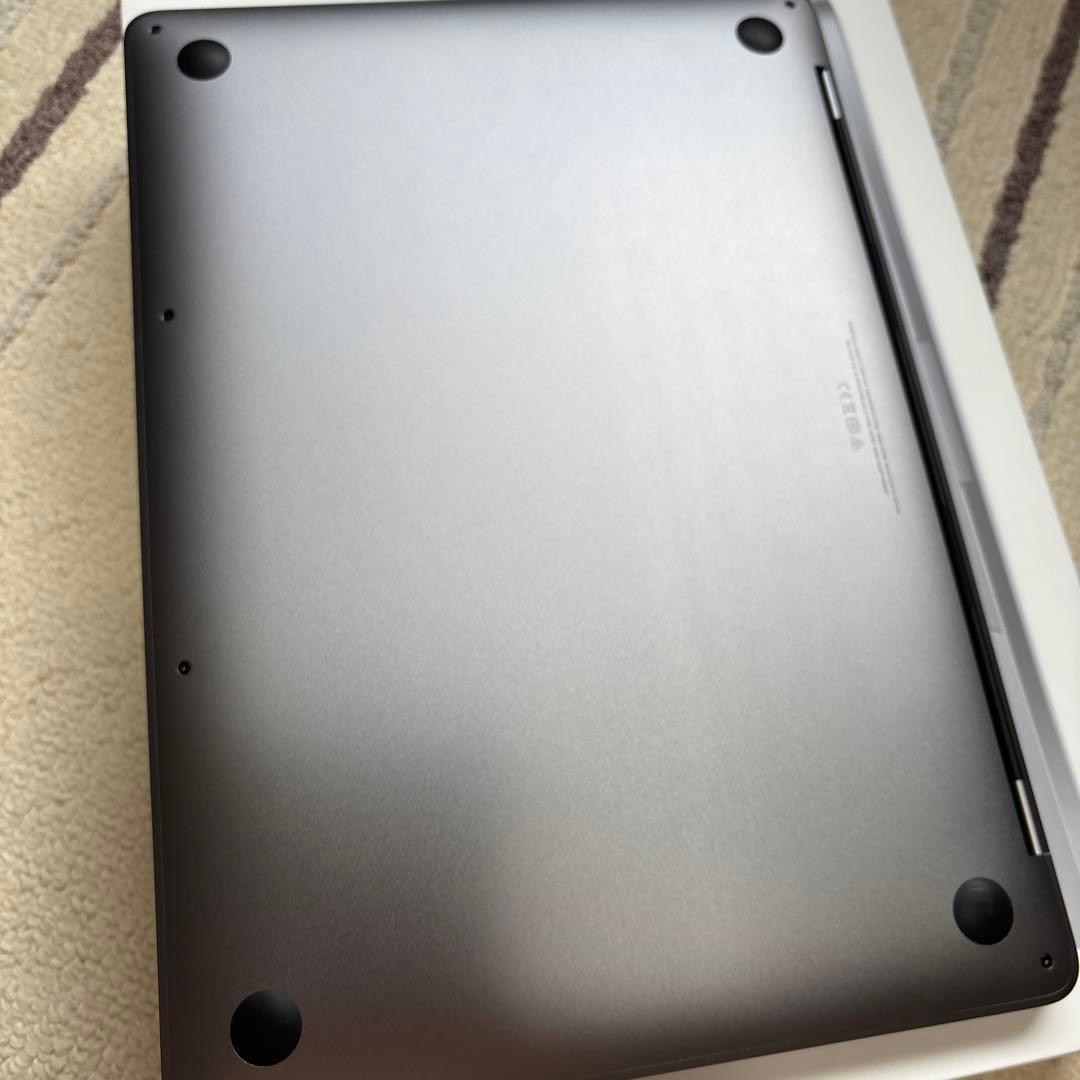 MacBook Pro 2020モデル　M1 512GB メモリ8GB