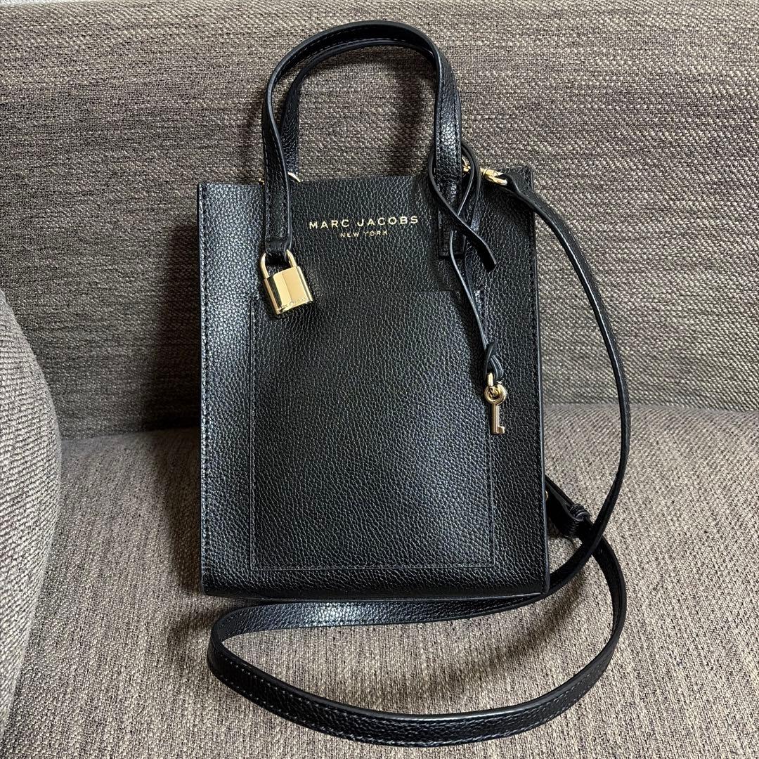 MARC JACOBS ブラックレザー ショルダーバッグ 使用2回のみ