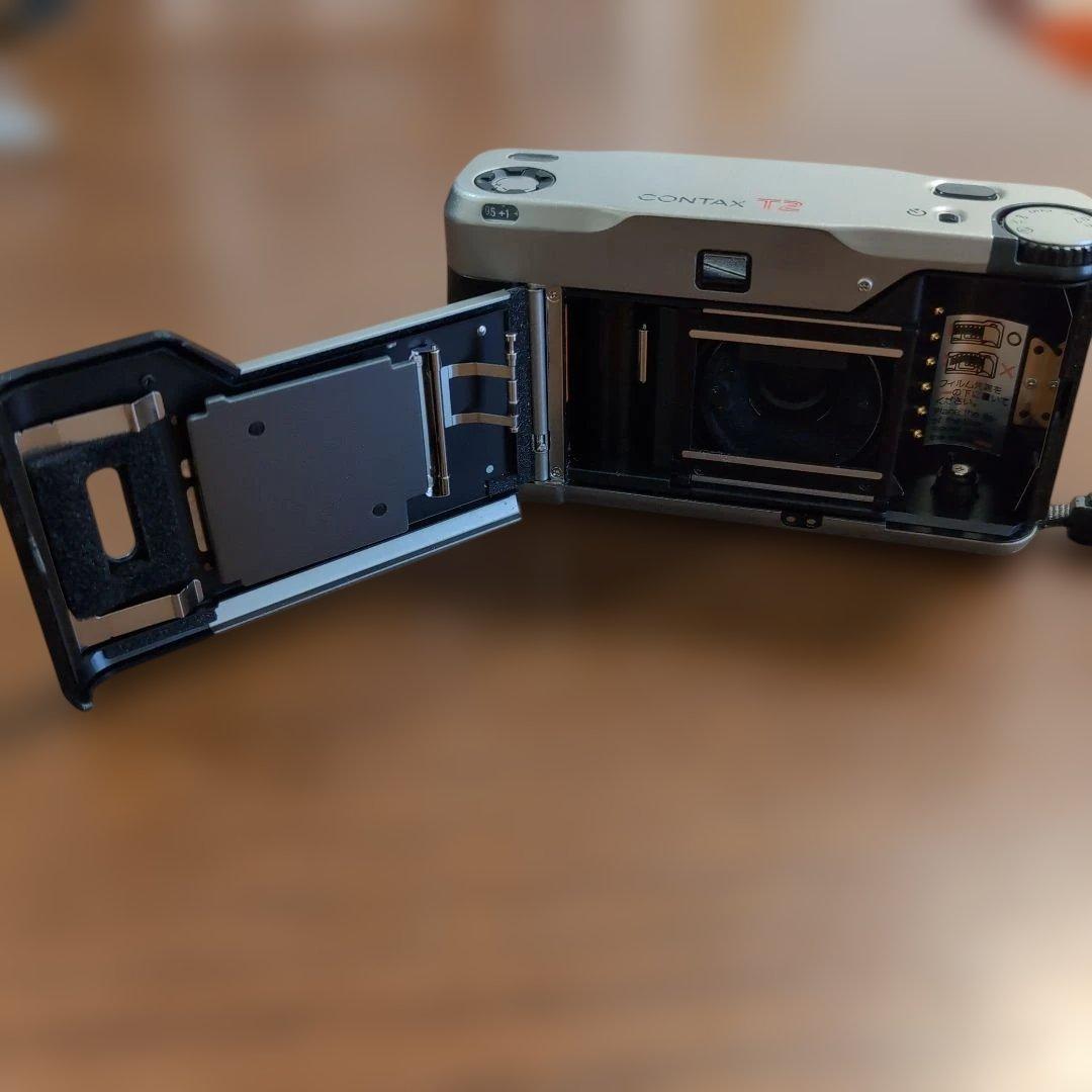 ゆ*中様 CONTAX　T2　チタンシルバー【ジャンク品】