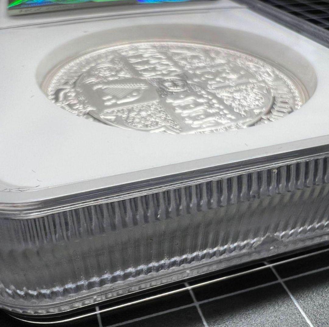 2オンスピエフォー2021年ゴチッククラウンPF70UCオルダニー銀貨NGC5£