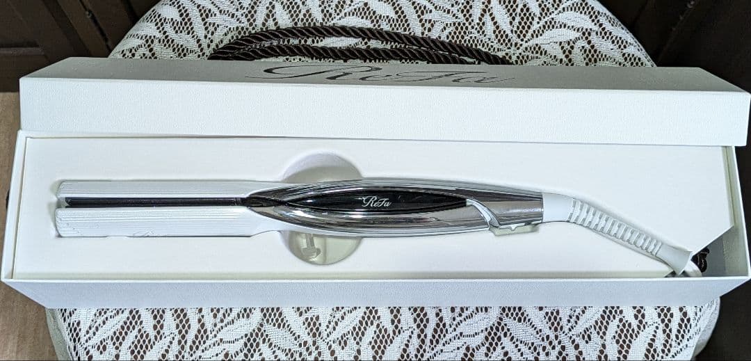 【かえで】【ReFa(リファ)】カーボンレイヤープレート ヘアアイロン