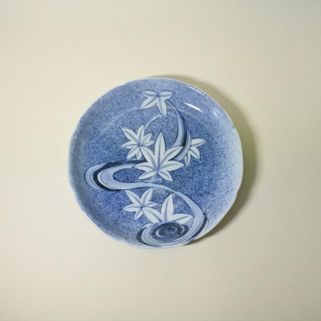 江戸中期　古伊万里　染付　吹墨　竜田川　紅葉　中皿　骨董品　アンティーク　g