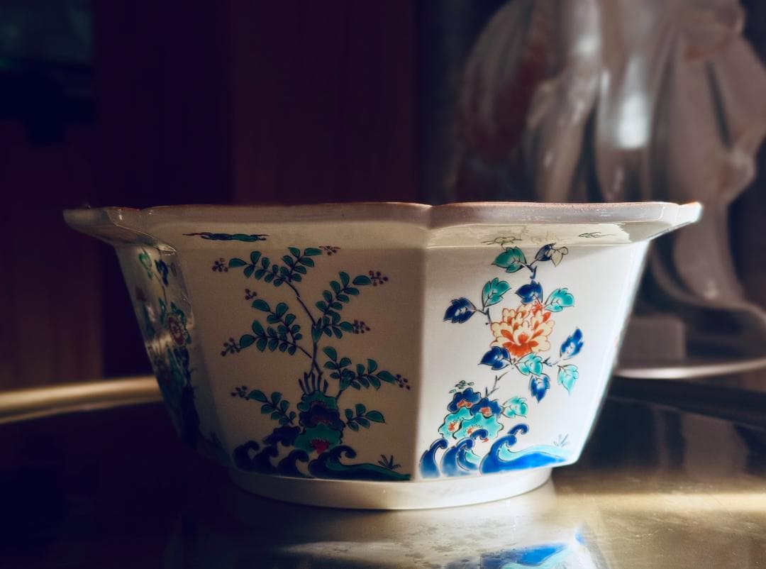 レア12代 柿右衛門・濁手 「八角菓子」・乳白色・新品同様