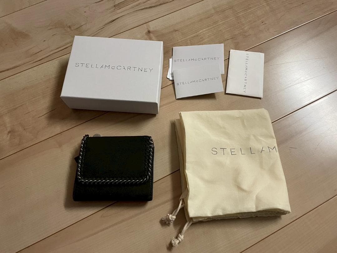 ステラマッカートニー　三つ折り財布　財布 ウォレット コンパクト　ファラベラ　黒