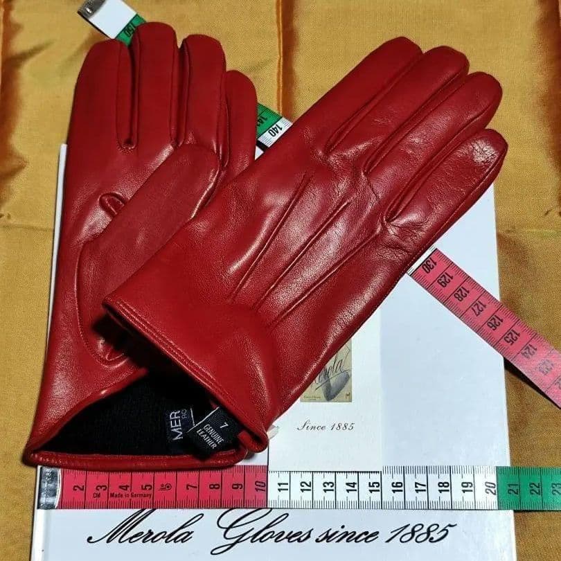 値下げ 今季 メローラ ナッパロッソ赤 カシミア黒 グローブ革手袋 MEROLA