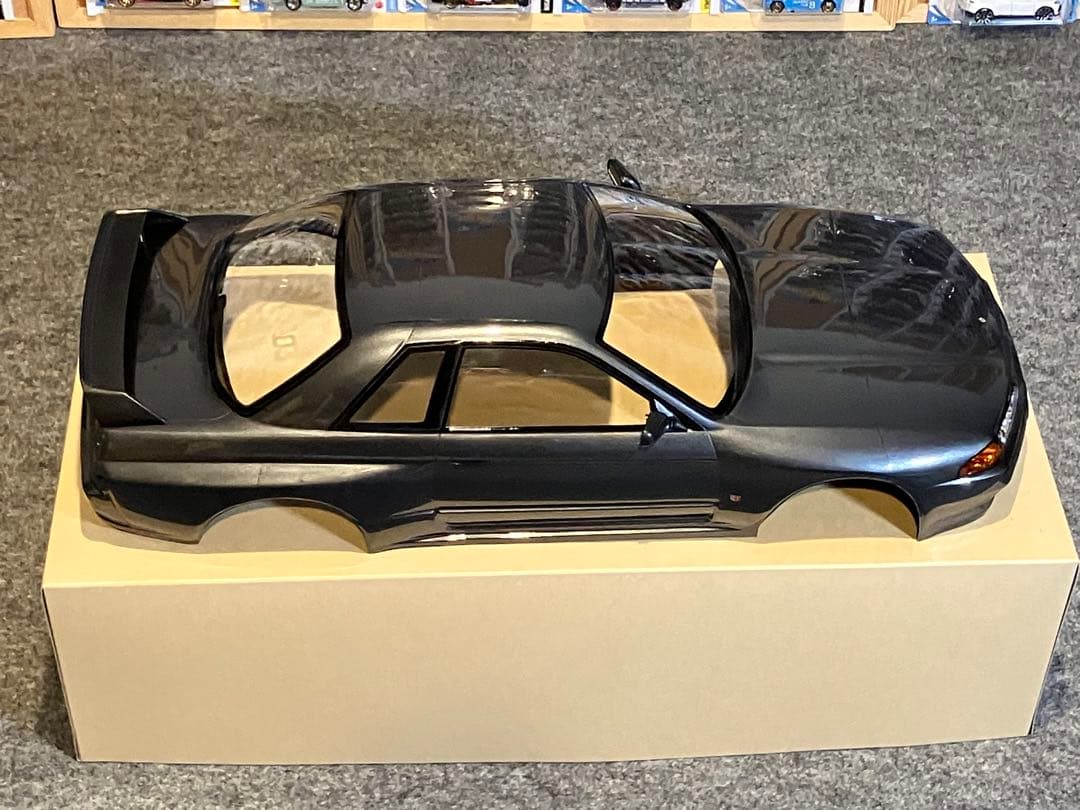 タミヤ ラジコン 日産スカイラインGT-R 塗装済 スペアボディR32 ガンメタ