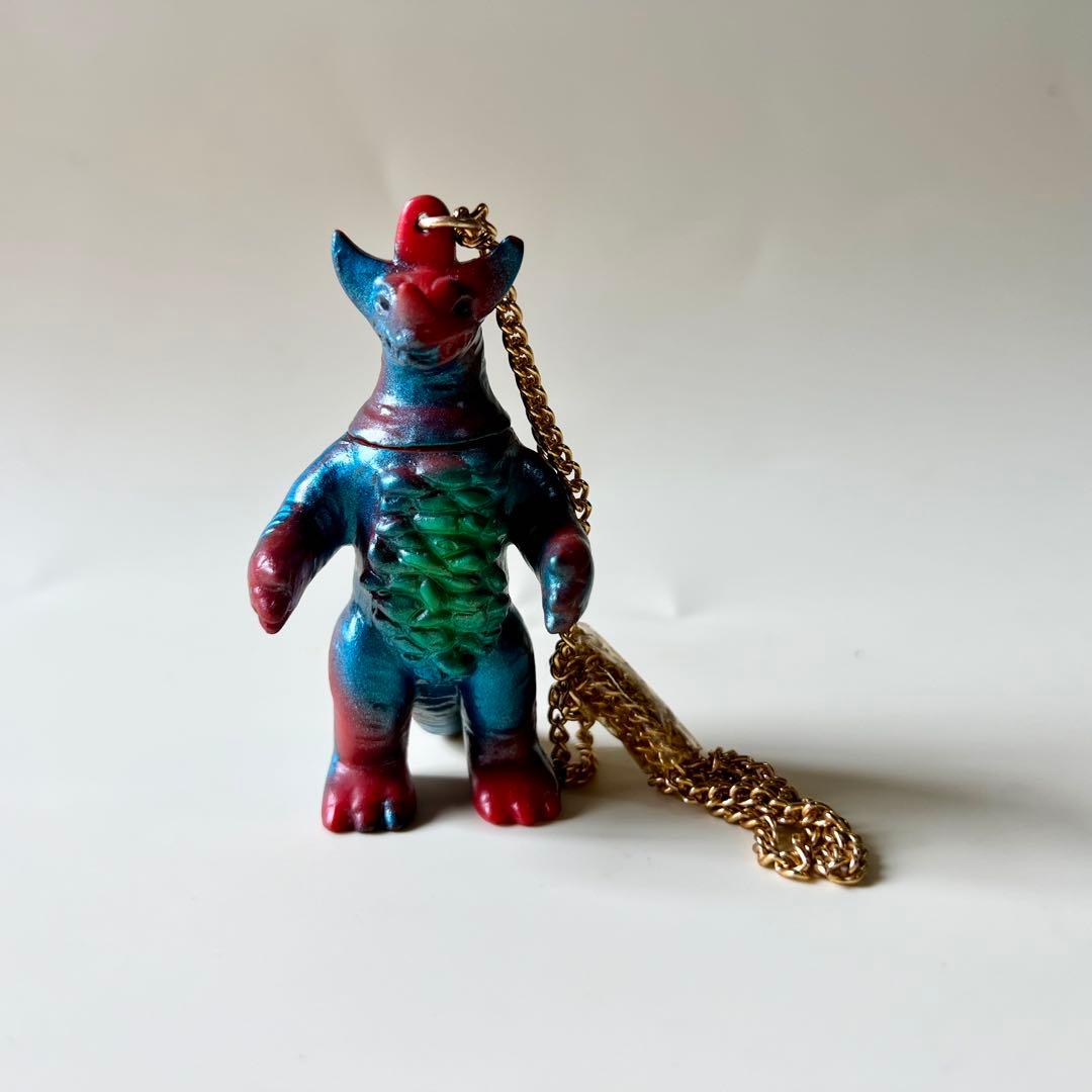 ゴモラ　ペンダント　ソフビ　フィギュア　レトロ　当時物　ウルトラマン