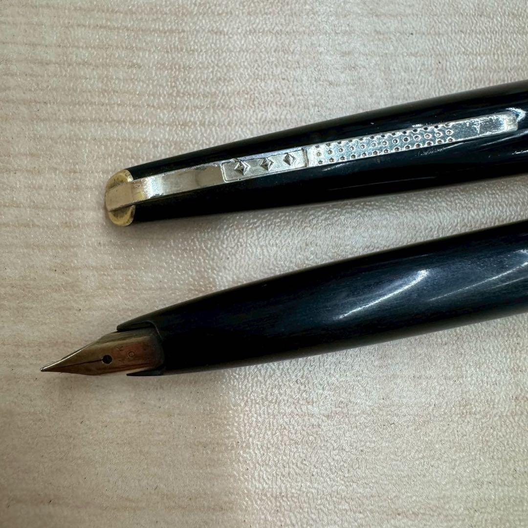 PLATINUM プラチナ　万年筆 黒 14K