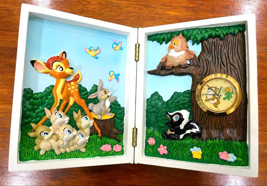 ディズニー　バンビフィギュア時計