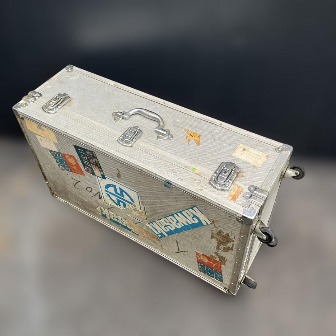 希少　大型　アルミキャリーケース　昭和レトロ　スーツケース　トラベルトランク