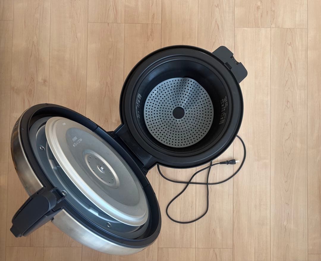 象印　NS-QC36 シルバー　23年製造