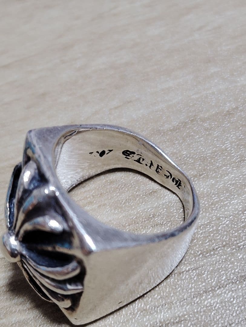 クロムハーツCHプラスピラミッドリング