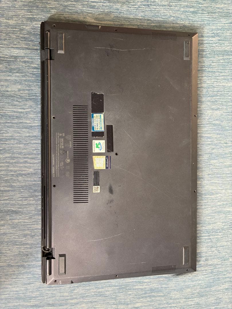 asus expertbook B9450 ジャンク　液晶割れ　ヒンジ破損
