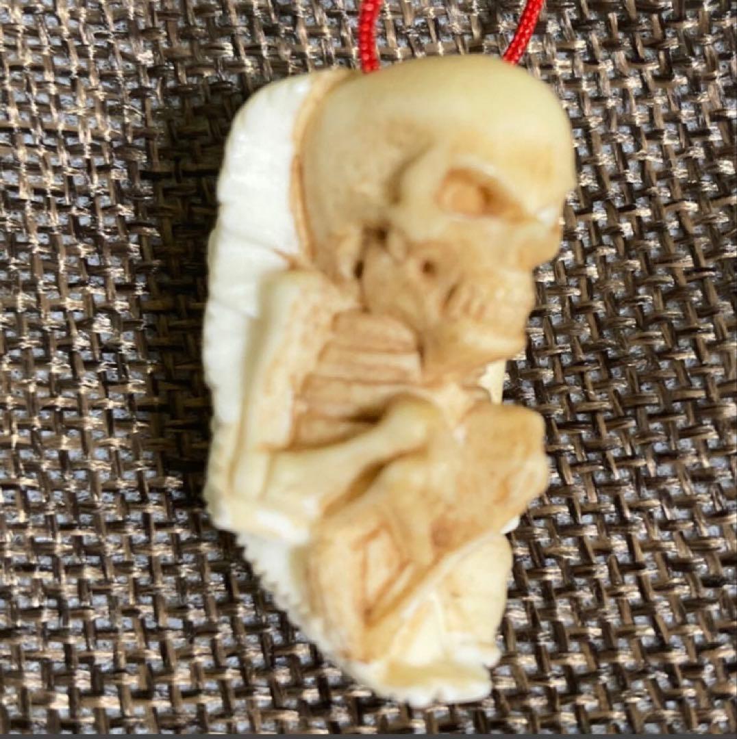 天然素材　天使&悪魔　彫刻　根付　提げ物