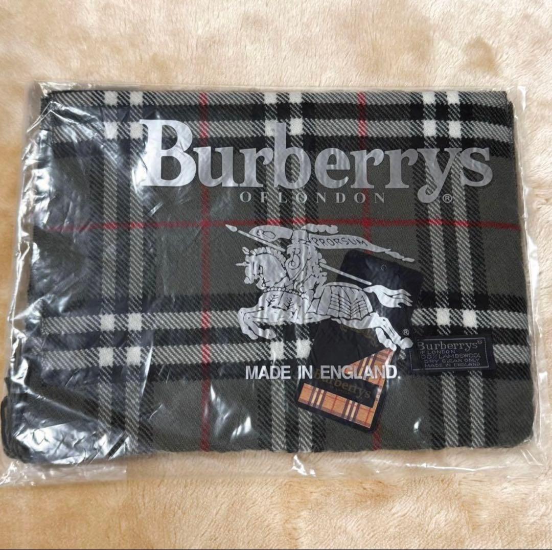 新品 Burberry バーバリー チェック柄マフラー　グレー