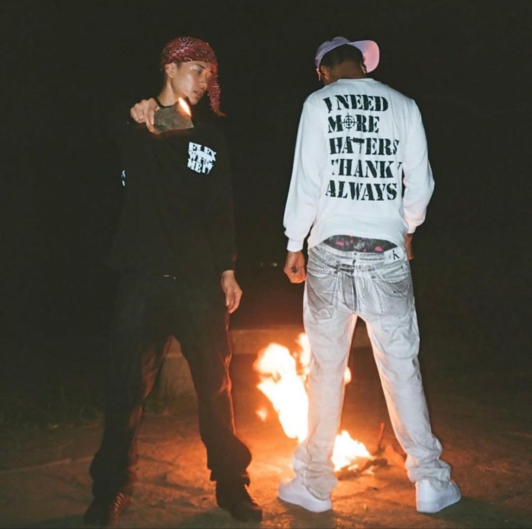 FlexWitMe 再販無し ロンT jellyyabashi着用 値下げ中‼️