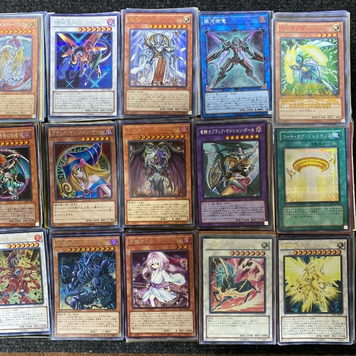 遊戯王　スーパーレア以上　約10000枚　まとめ売り