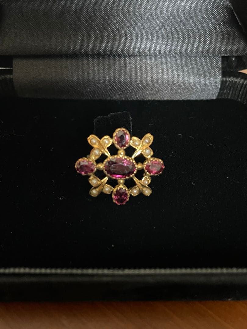 アンティークブローチ　ガーネット✖️パール