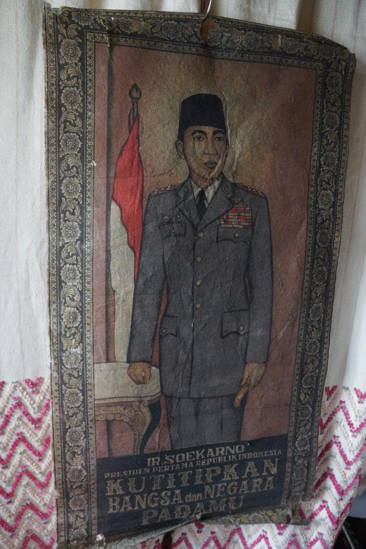 スカルノ元インドネシア大統領の肖像ポスター