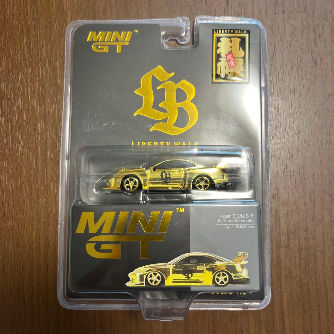 ミニカー MINI GT Nissan SILVIA S15 Gold