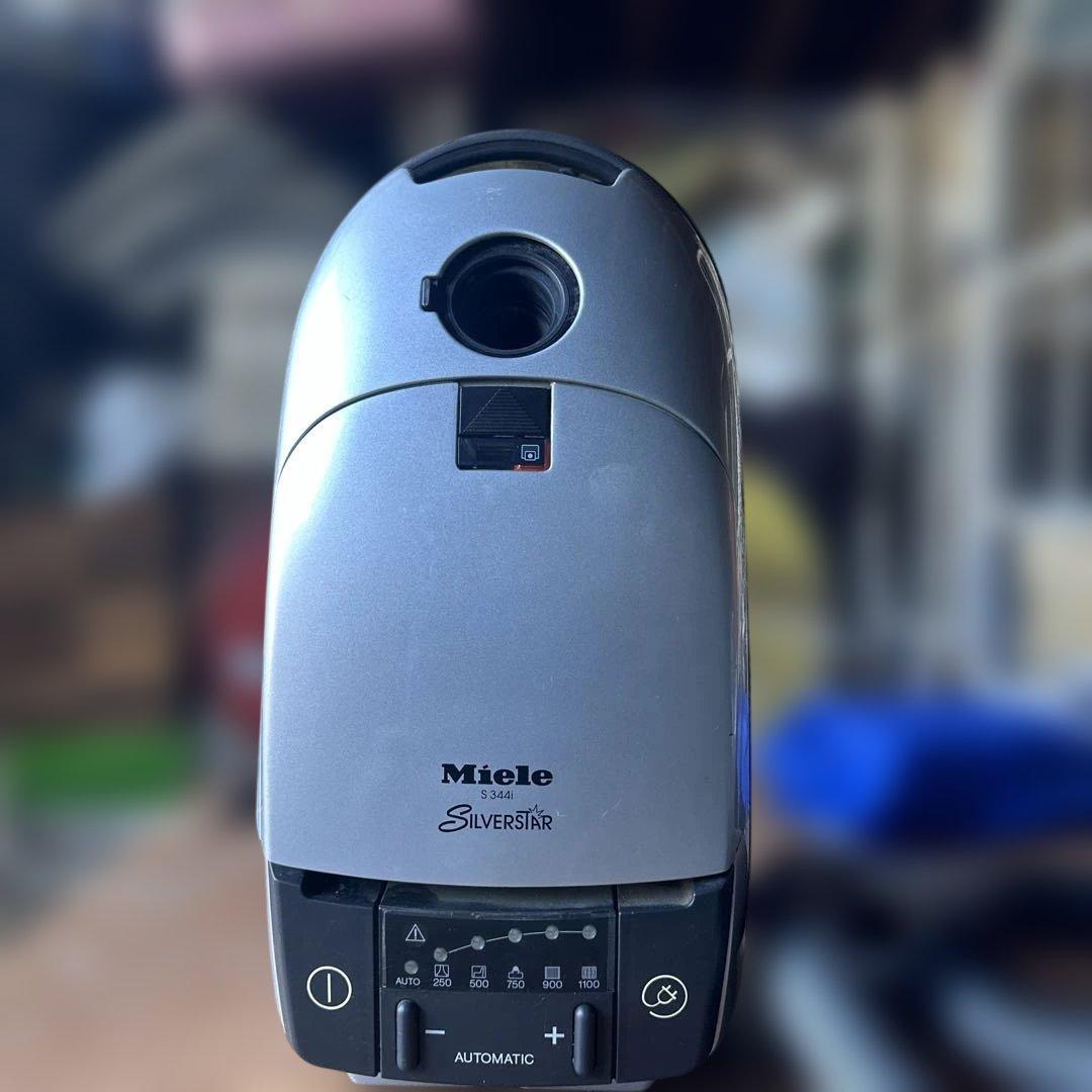 掃除機・クリーナー Miele S344i Silver Star