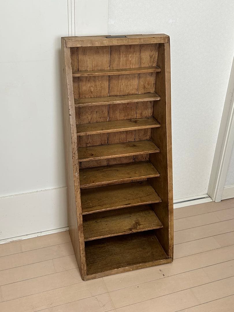 イギリスビンテージ　コレクション棚　フィギュア　キュリオケース