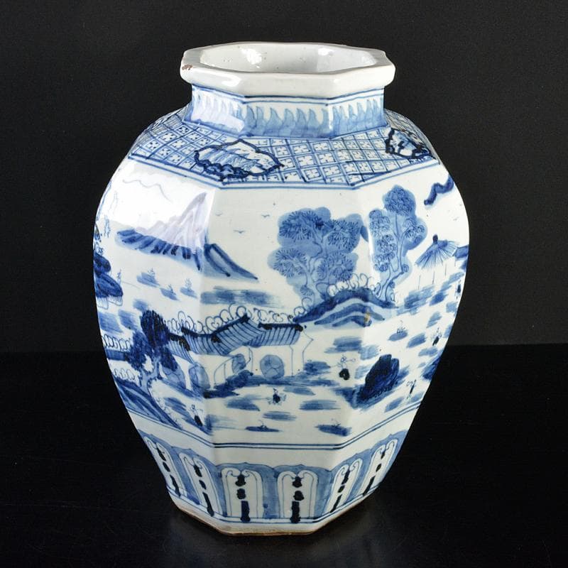 中国　大清乾隆年製款　青花　山水人物文　八角面取瓶　M　R7289B