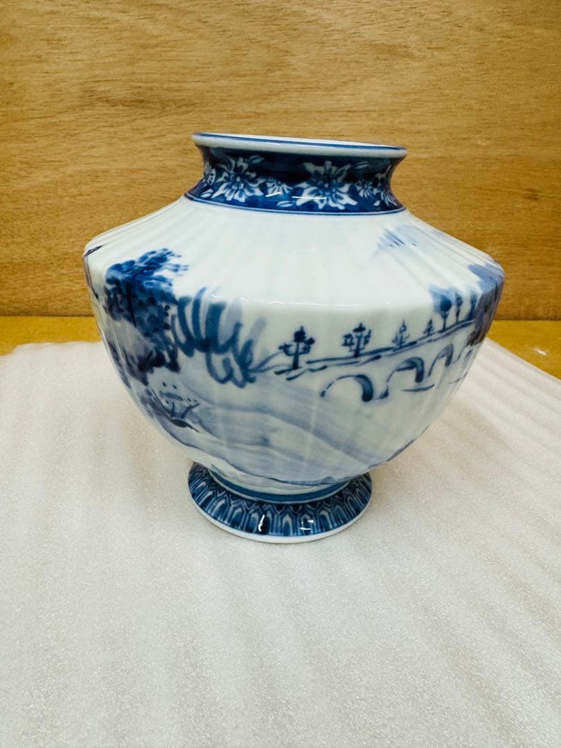 ★有田焼 龍峯窯★壺 ツボ インテリア 花器 丸花瓶 花瓶 生花 陶器