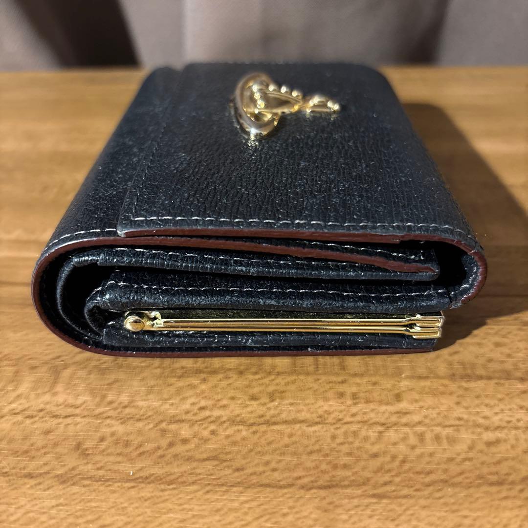 Vivienne Westwood黒のレザー三つ折り財布