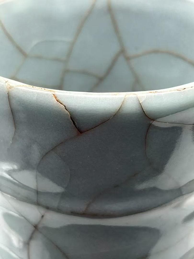 南宋時代 青磁　官汝窯貫耳瓶 汝官窯　【旧家蔵出し】希少貴重(A-92)