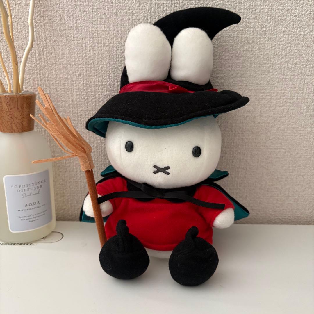 ハロウィン限定　魔女ミッフィーぬいぐるみ