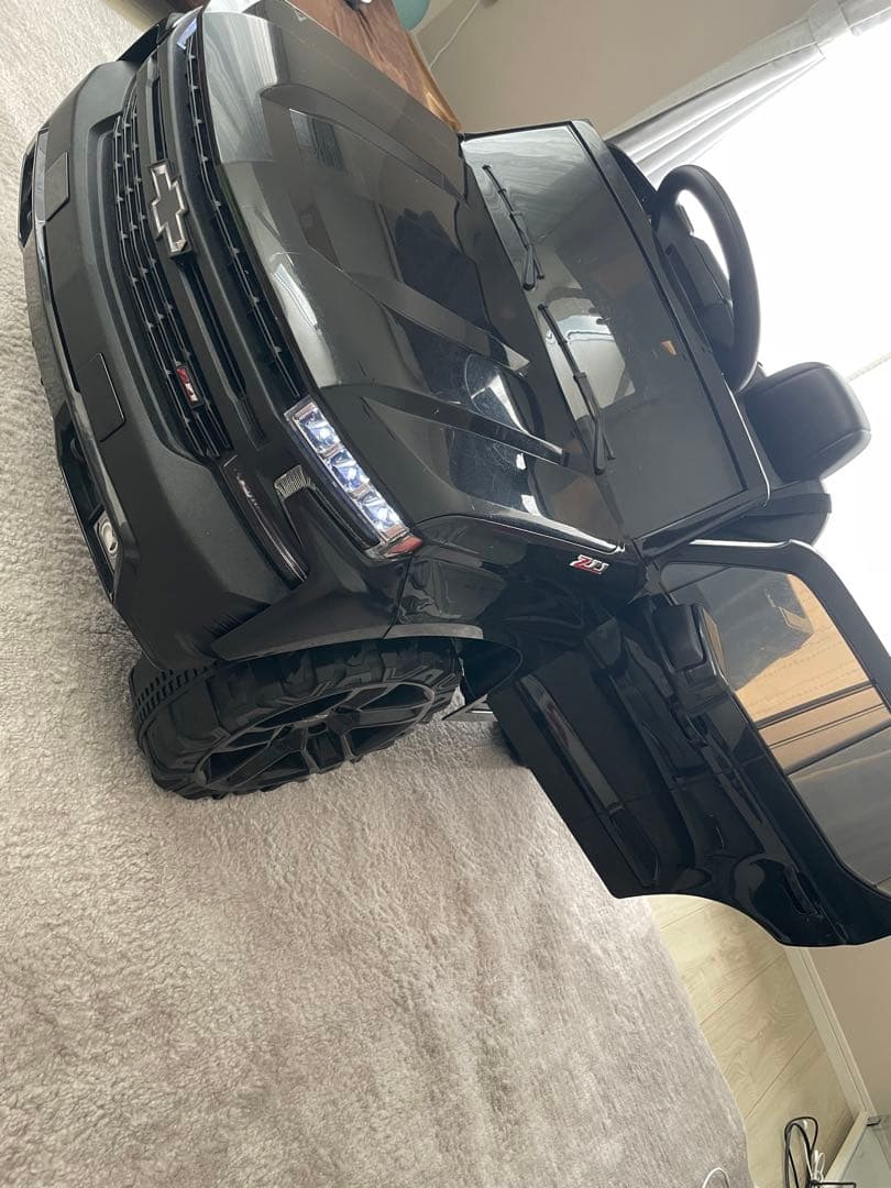 シボレーシルバラード　電動乗用ラジコン