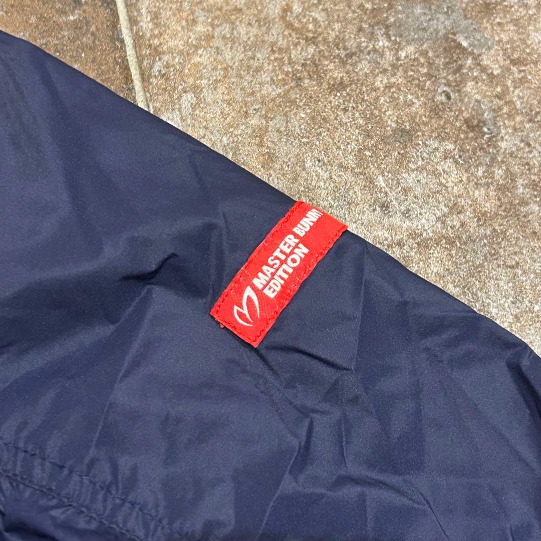 MASTER BUNNY EDITION フード付きジャケット　ナイロン　防風