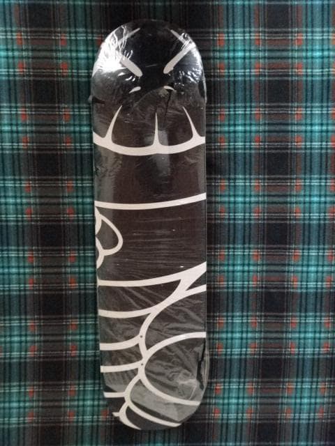 SUPREME × KAWS 2001 スケートボード デッキ