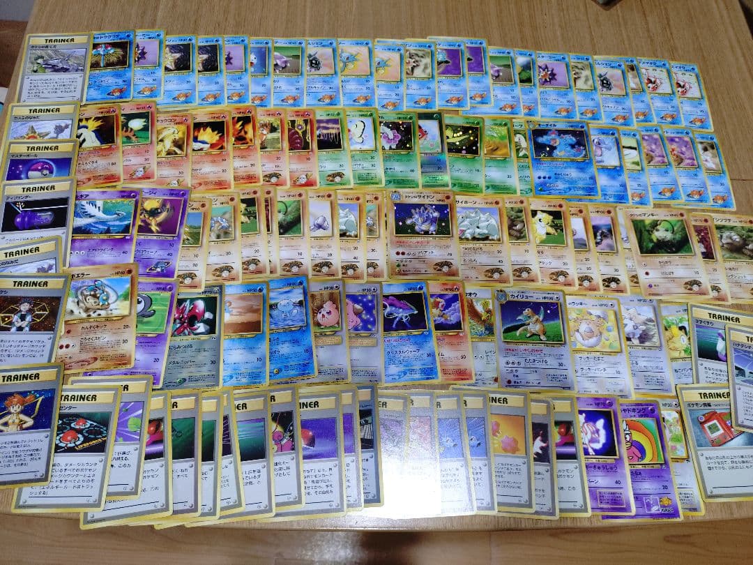 価格交渉可能　ポケモンカードとメダルセット大量初期　初版　旧裏　コロコロ限定