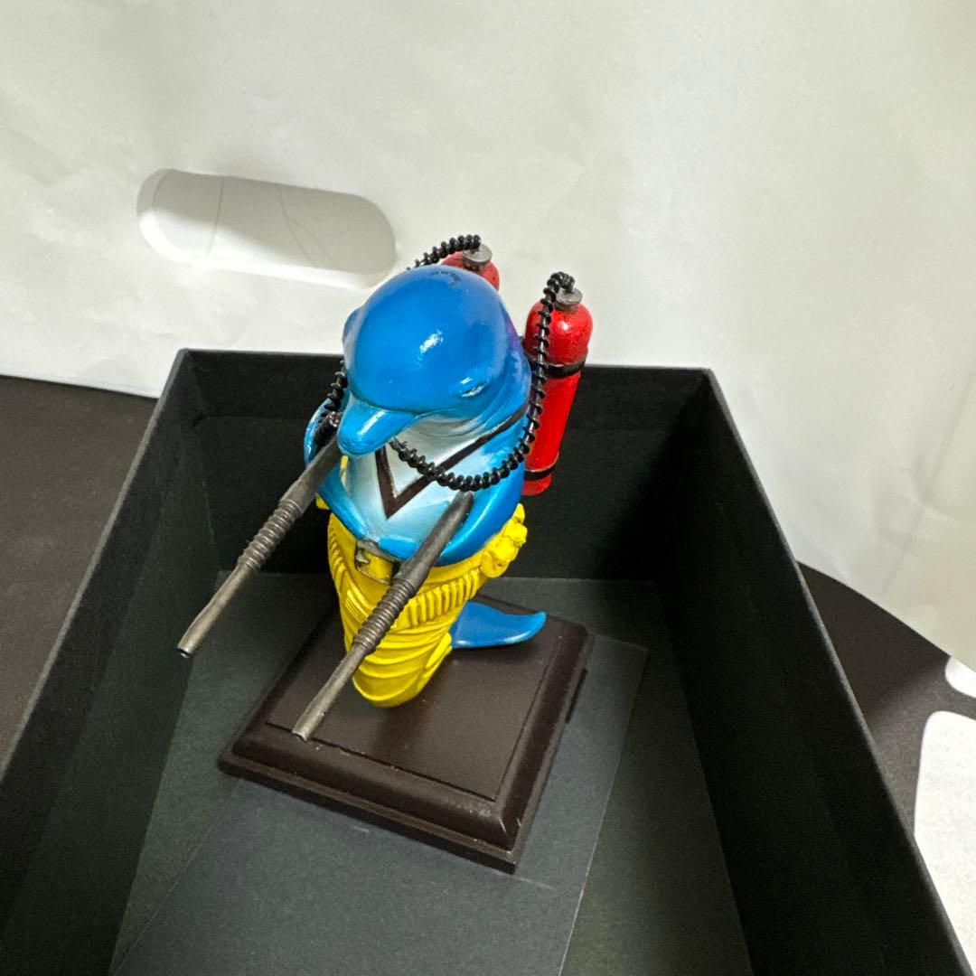 イルカがせめてきたぞっフィギュア　塗装済み完成品