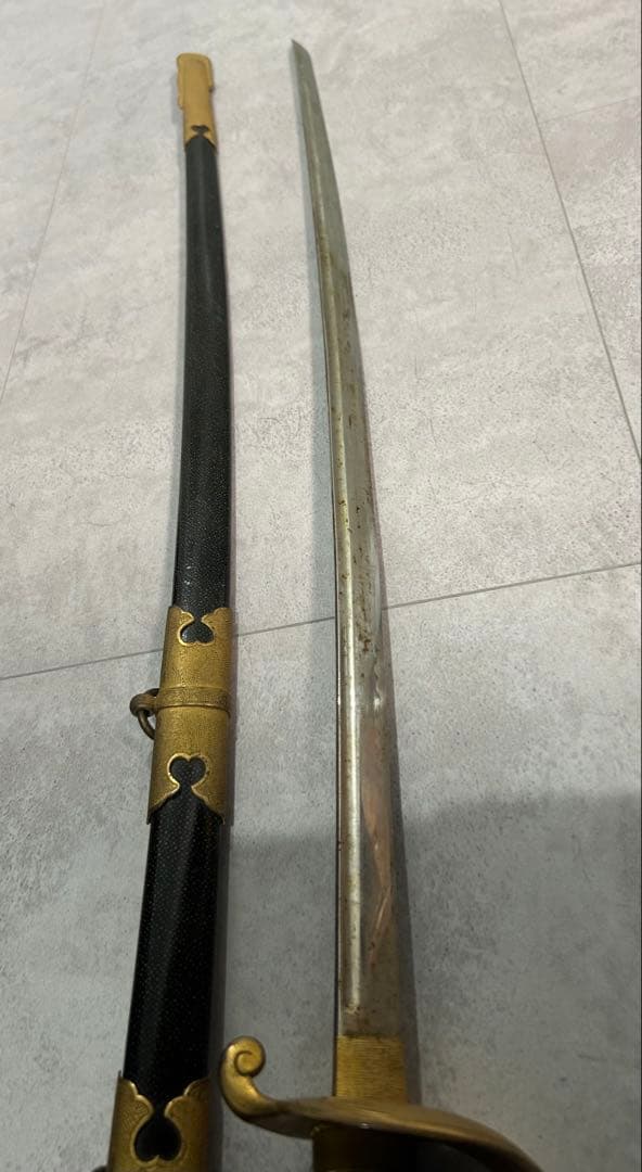 旧日本軍　サーベル　模造刀になります。欲しい方がいる為最終値下げ。