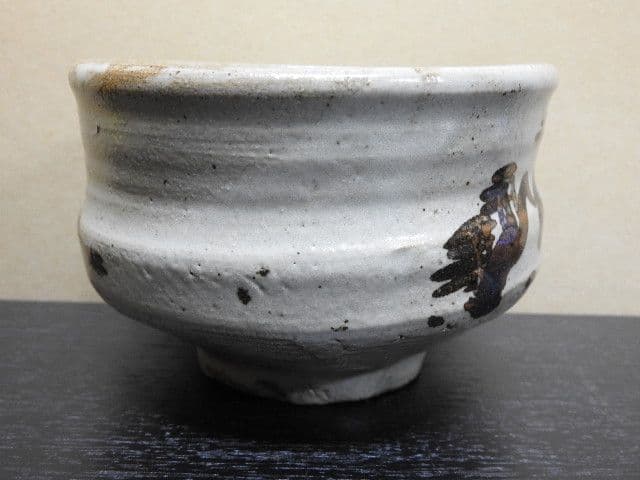 美濃唐津茶碗　加藤芳右衛門　尋牛斎箱書　共箱　MA１３８