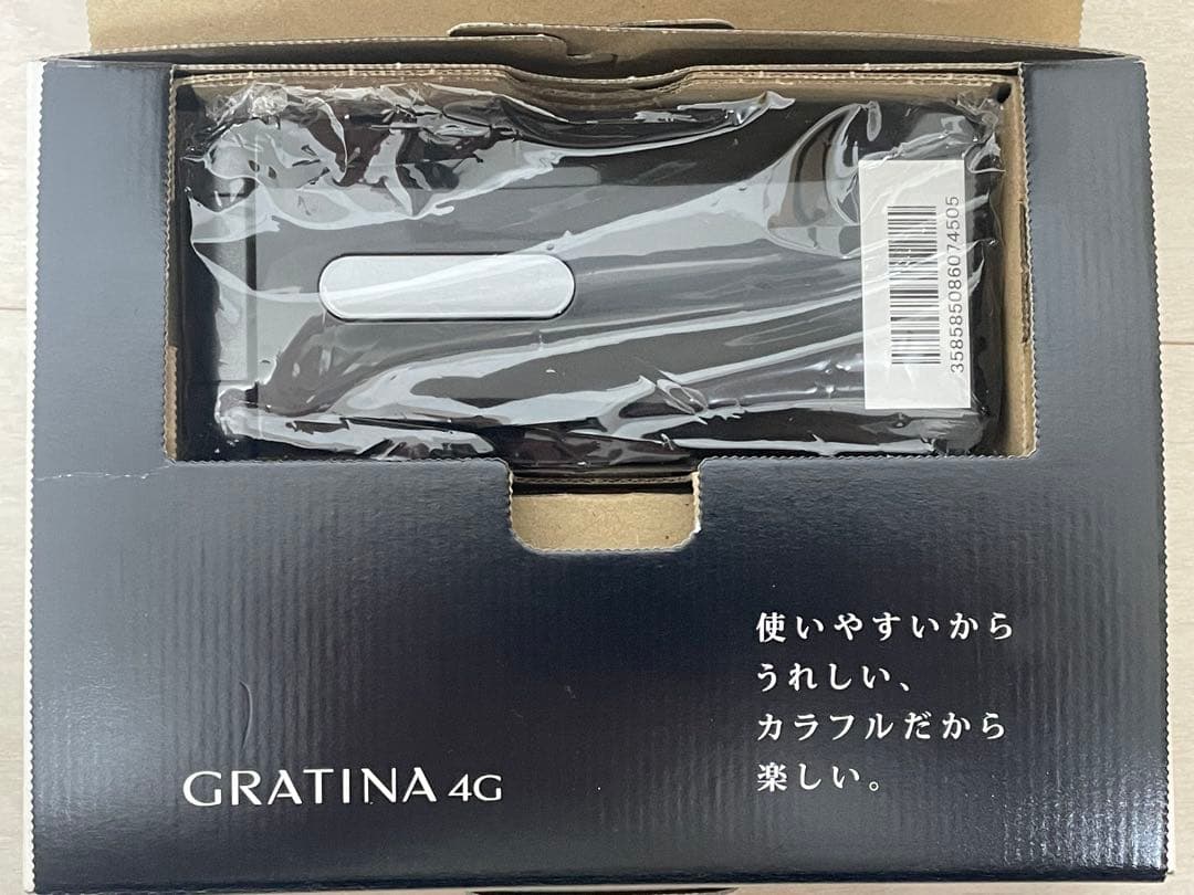 新品未使用 SIMフリー au GRATINA 4G KYF31 ブラック ②