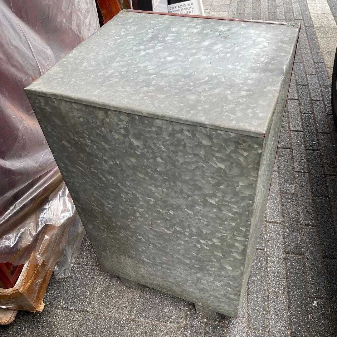 O*A様 特製高級冷蔵庫 昭和レトロ　アンティーク　ヴィンテージ