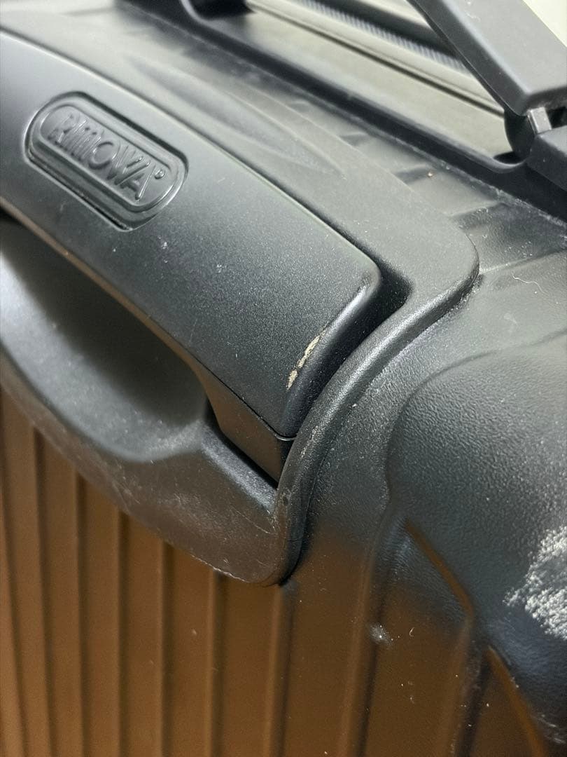 リモワ サルサ 35L 2輪 スーツケース ブラック