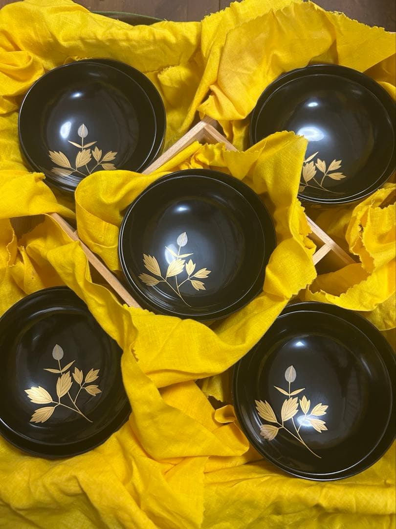 能登輪島塗 吸い物椀 鉄線 金彩蒔絵 前田定治郎　お椀 蓋付 汁椀　未使用希少品