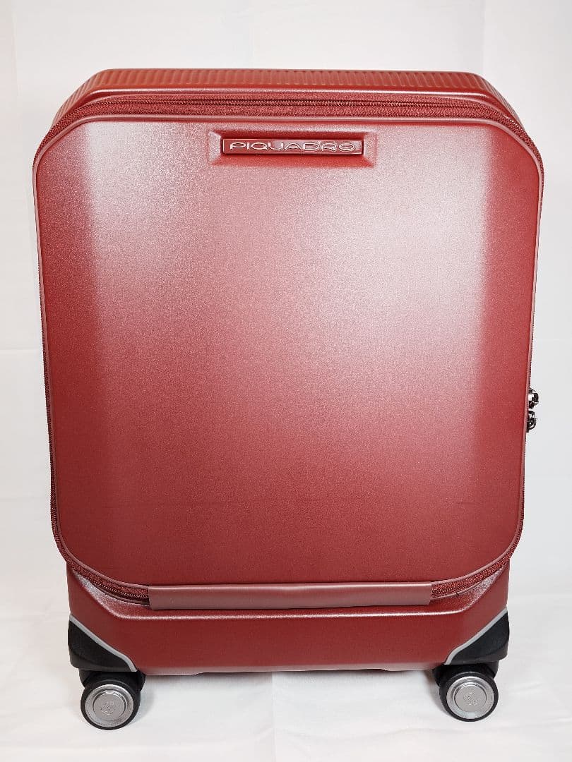 【新品・未使用】PIQUADRO キャリーケース