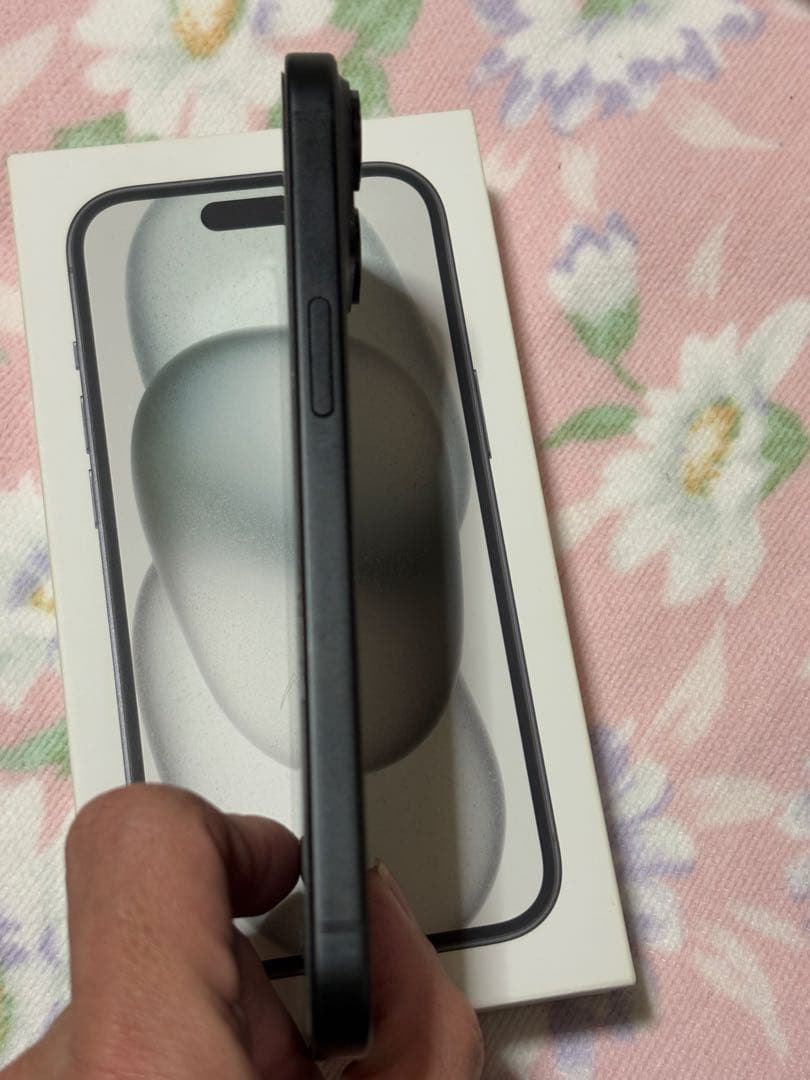 iPhone 15 128GB SIMフリー