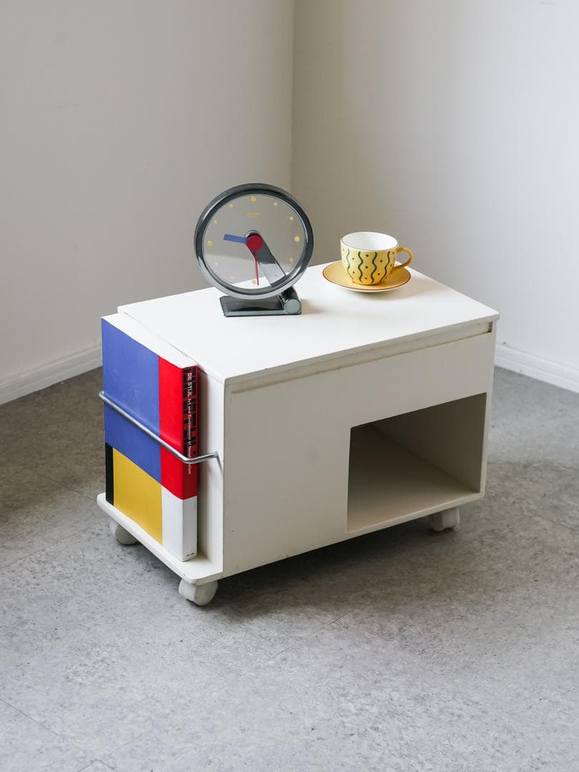 vintage サイドテーブル ミラー付きワゴン/収納 ミニマル