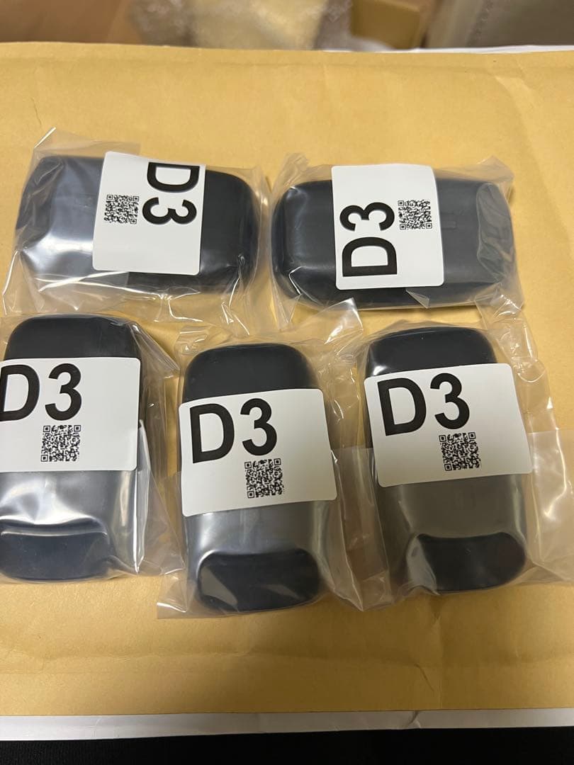 新品　未登録　ダイハツ　タントカスタムLA650S等　現行ダイハツ3ボタン　5個