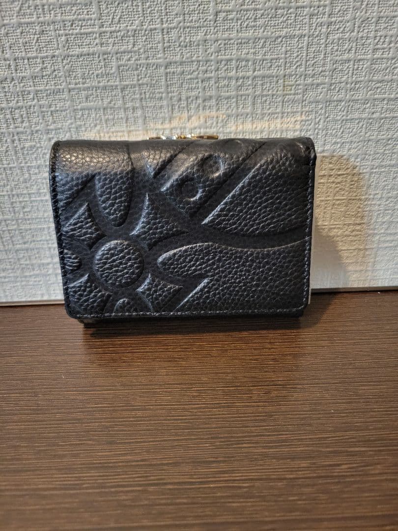 ヴィヴィアン・ウエストウッド、三つ折り財布☆新品未使用