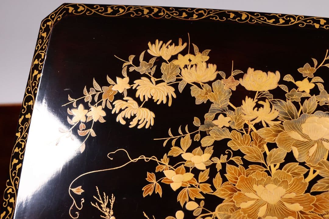 【MA699】加賀蒔絵 饅羹重 内梨地 花車 金蒔絵 木製漆器 饅頭箱 菓子器